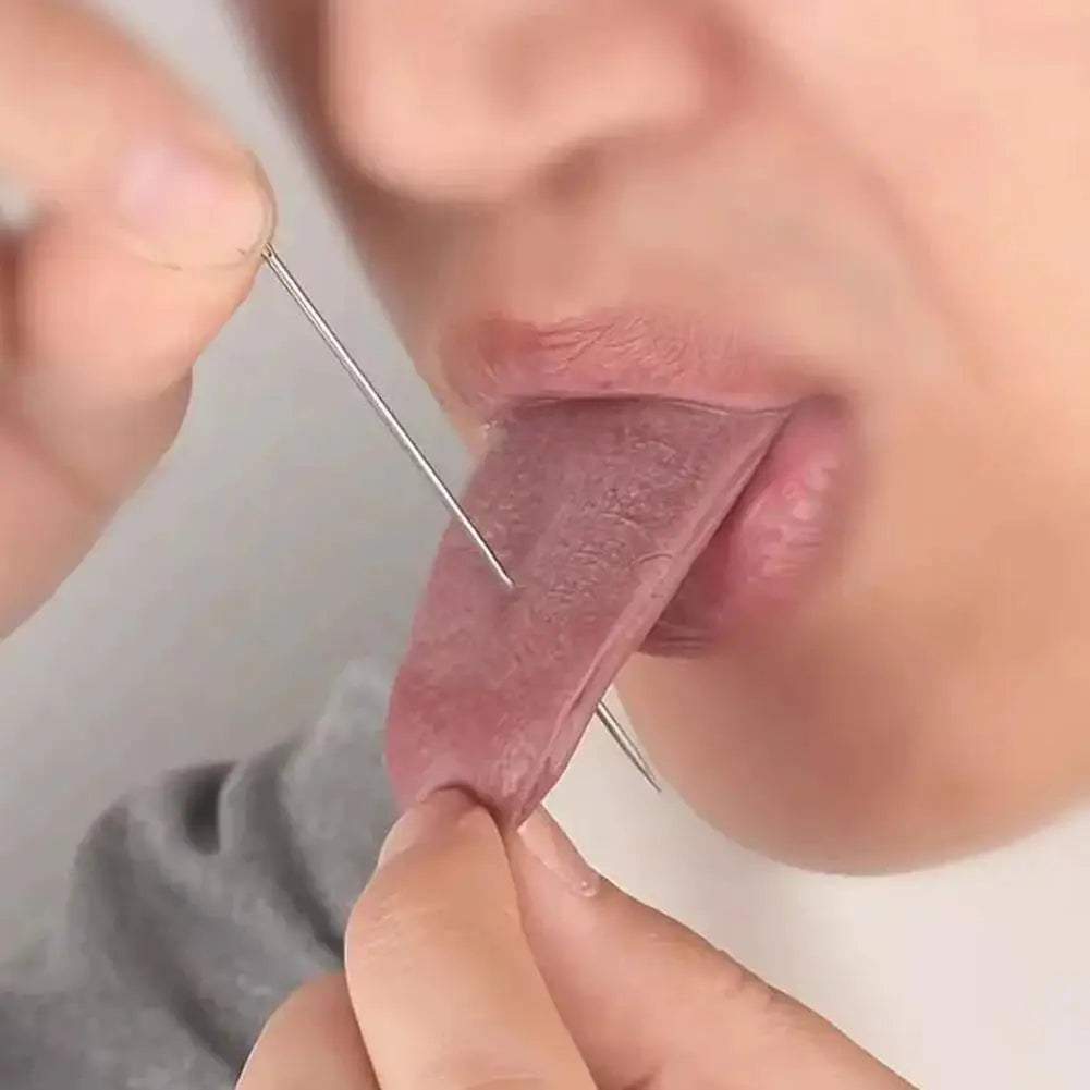 Red Realistic Fake Tongue TPR Magic Prop Halloween Prank Toy Portable Gag Trick Tongue for April Fools Day Joke Oasis Select