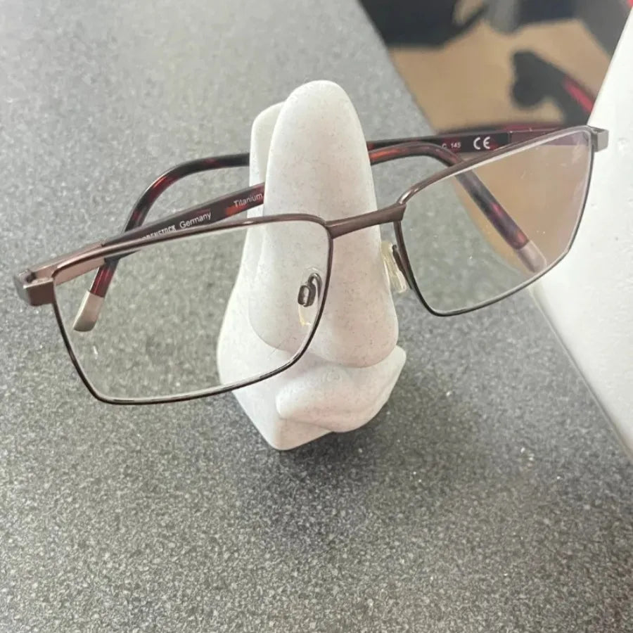 Nose Lips Shape Eyeglasses Stand Holder Eyewear Display Creative Desk Decor Decorative Glasses Stand Abstract Face Sculpture Oasis Select
