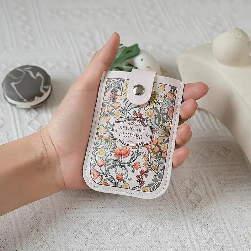 Portable Adorable Pull-out Card Holder With Multiple Card Slots - ID Card, Bank Card, Bus Card Organizer For Women Oasis Select 03