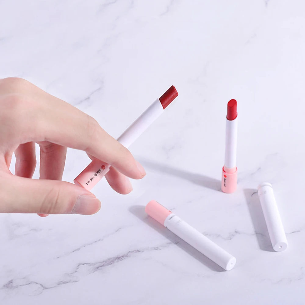 ibcccndc 4-Piece Matte Lipstick Set – Waterproof Long-Lasting