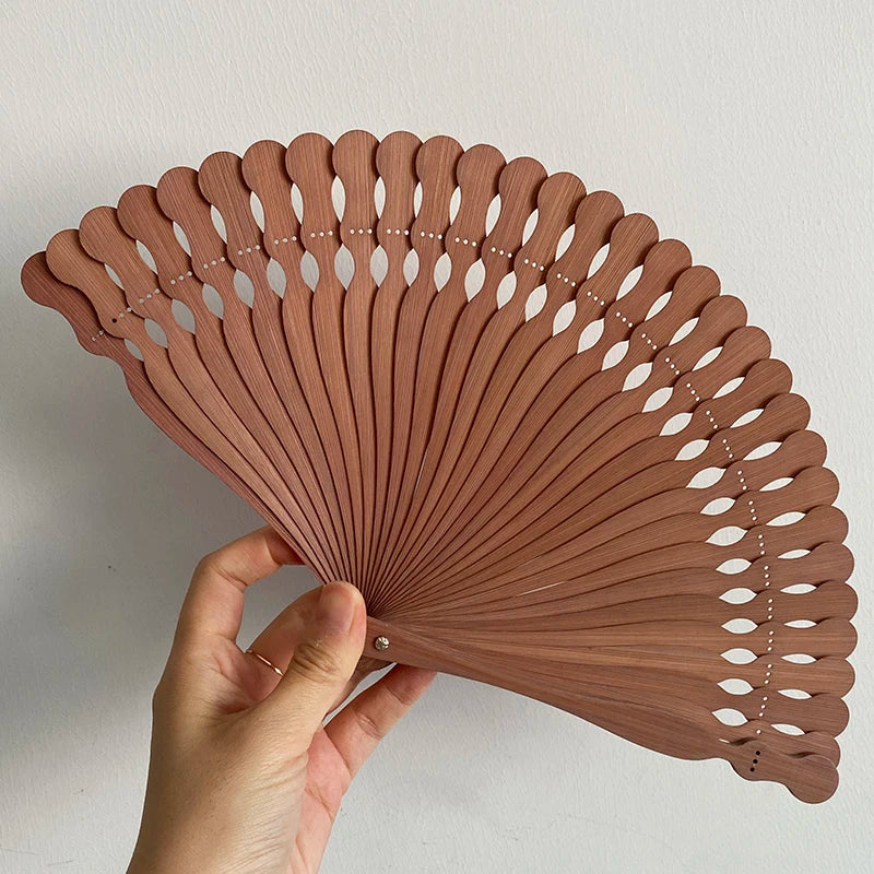Hollowed-out Full Bamboo Fan Heart-shaped Four-leaf Clover Fan Chinese Style Can Be Paired with Hanfu and Cheongsam Folding Fan Oasis Select C