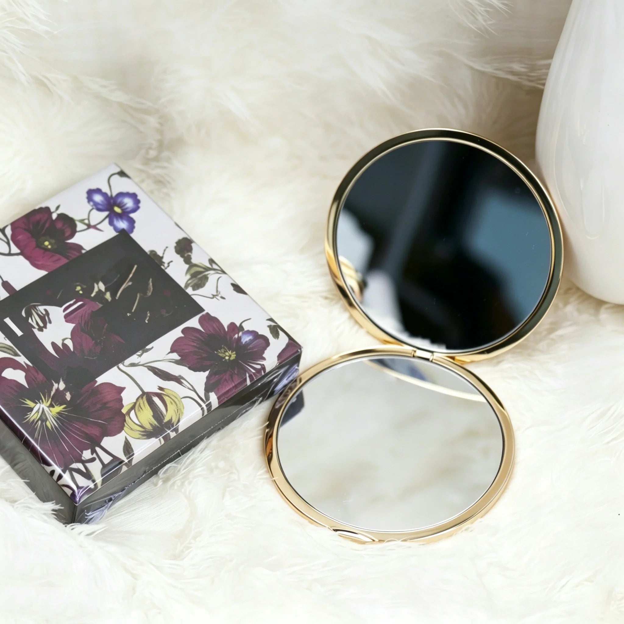 Vintage Gold Folding Compact Pocket Mirror – Floral Embossed