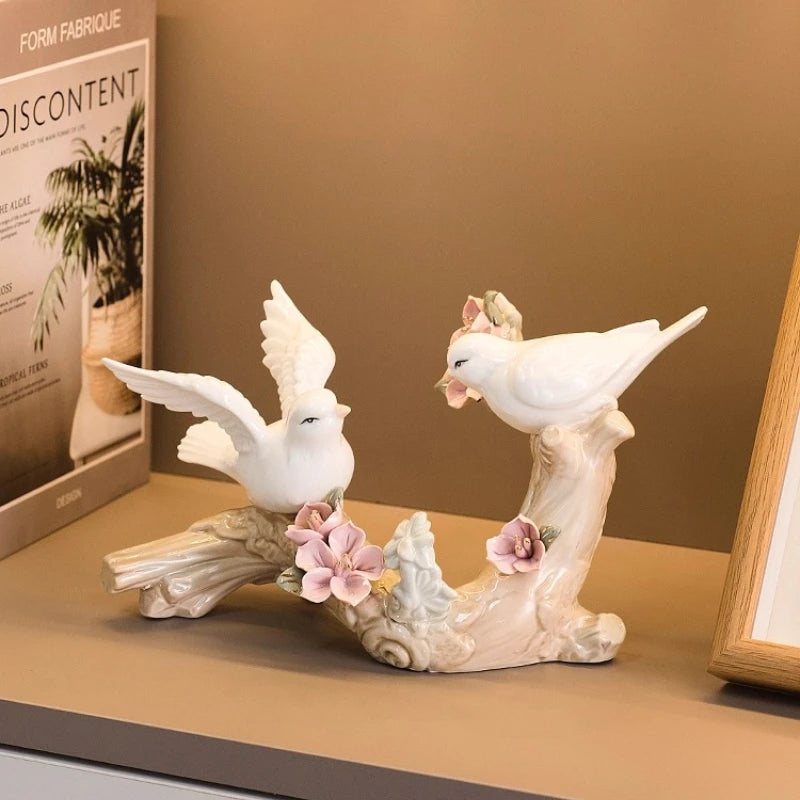 Modern Ceramic Bird Ornament Home Living Room Wine Cabinet Soft Decoration European Room Desktop Ornament Oasis Select