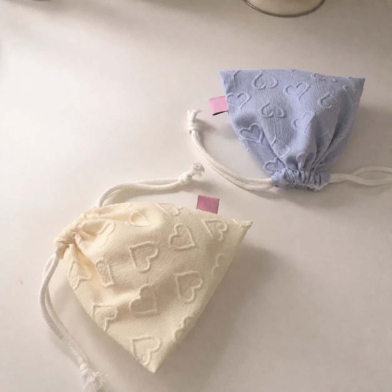 1pc Cute Heart Print Drawstring Storage Bag - Portable Travel Organizer for Chargers, Earphones,and Data Cables,Cute Storage Bag Oasis Select