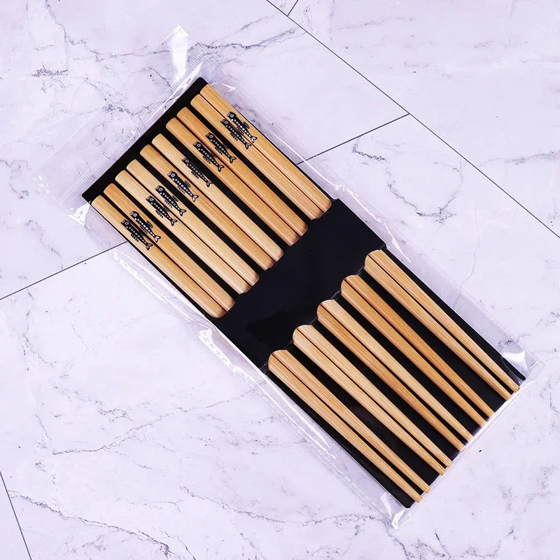 5Pair Japanese Style Wood Chopsticks Color Reusable Chopstick Red Sandalwood Noodle Tool Chinese Gift Tableware Set New 2023 Oasis Select J