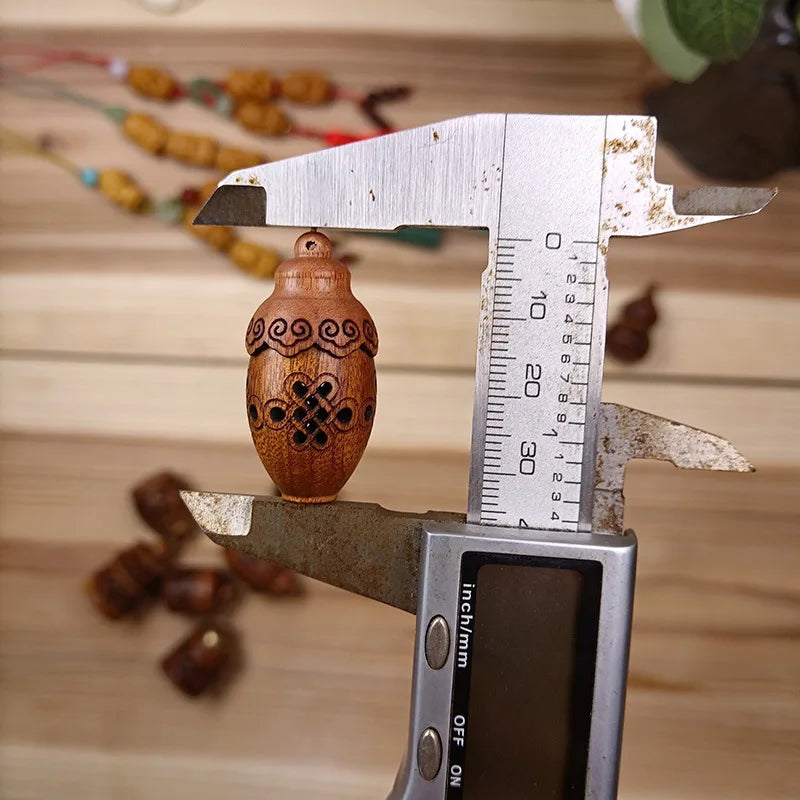 Wood Hollow Carved Aromatherapy Bottle Mini Vase Pagoda Car Hanging Decoration Fragrance Diffuser Bottle Sealed Jar Pendant Oasis Select G