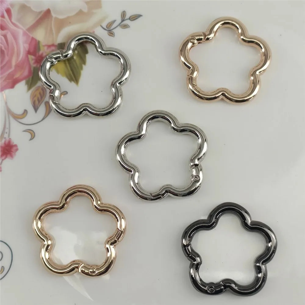 5pcs Metal Flower Shape Keychain Clasp Swivel Snap Key Chain Bulk Blossom Spring Snap Lobster Claw Hook for Keyring Craft DIY Oasis Select