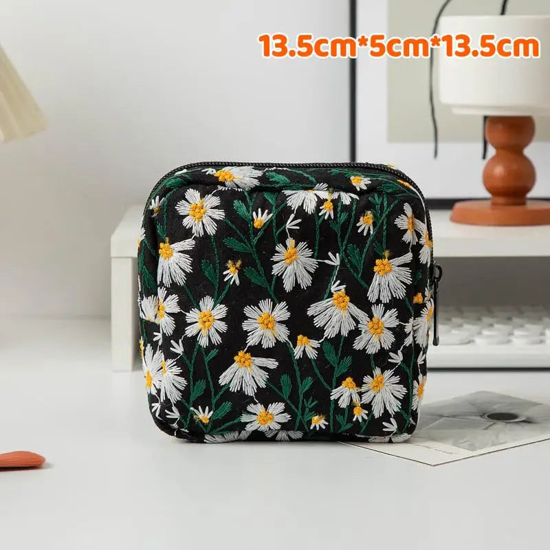 Floral Embroidery Women Cosmetic Bag Canvas Zipper Make Up Bag Travel Washing Makeup Organizer Sanitary Napkin Pouch Storage Oasis Select 01