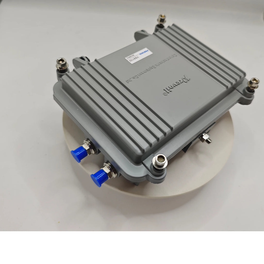 32db cable TV RF signal amplifier indoor type 45-860MHz 1 in 2 out, adjustable output Catv amplifier Oasis Select