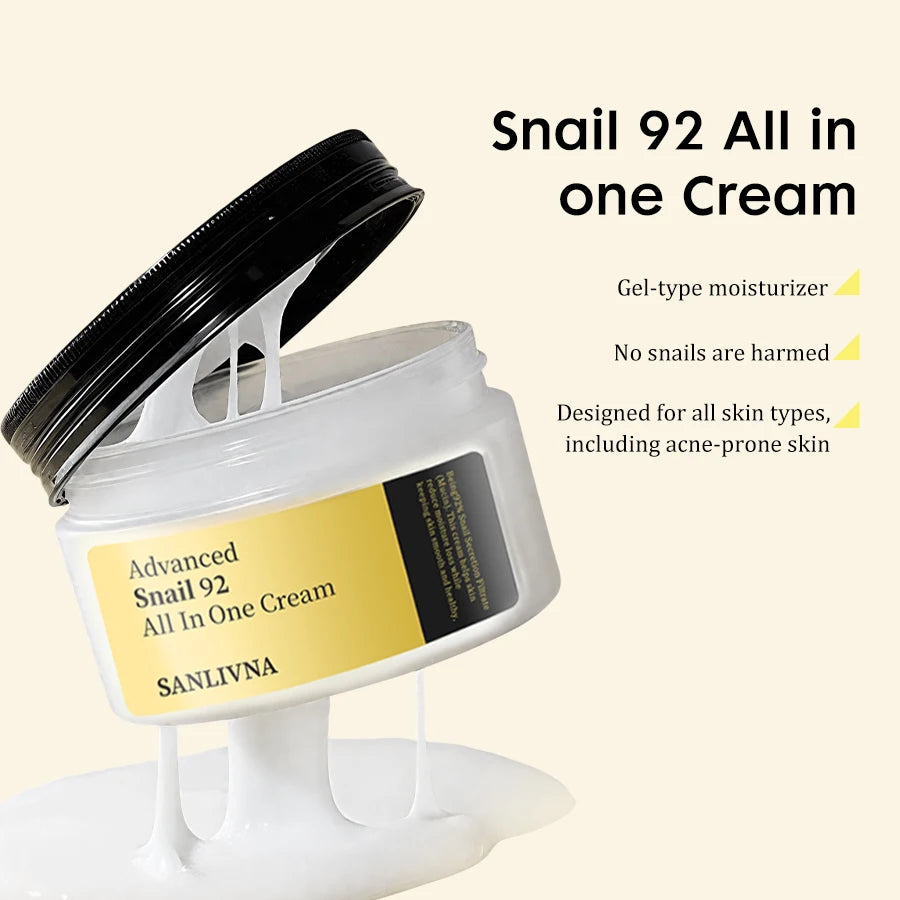 Snail mucus 96 facial essence reduces fine lines, facial cleanser deeply cleans impurities on the face, and moisturizes the skin Oasis Select