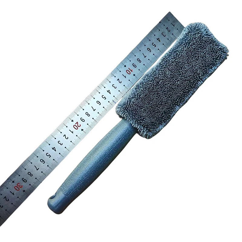 Versatile Auto Washing Kit: Microfiber Car Wheel Brush with Sturdy Plastic Handle Oasis Select