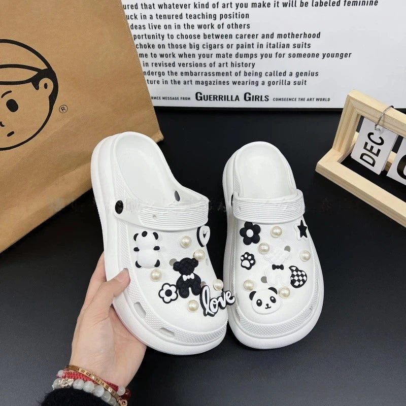 Cute bear shoe accessory set, decorative shoe buckles, removable, suitable for sandals and flip-flops. Oasis Select