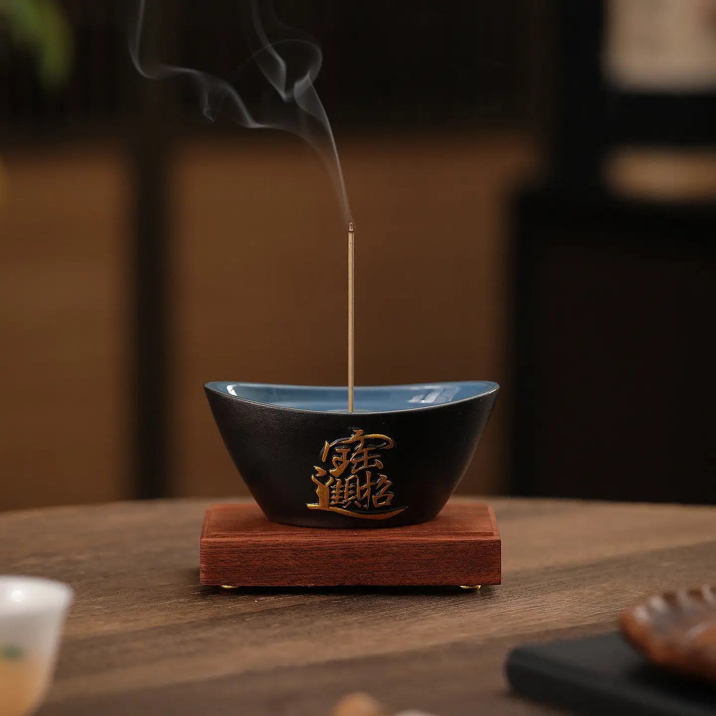 Jade Ceramic Yuanbao Incense Burner Attract Wealth, Stick & Coil Incense Holder for Tea Room Home Desktop Decoration Oasis Select