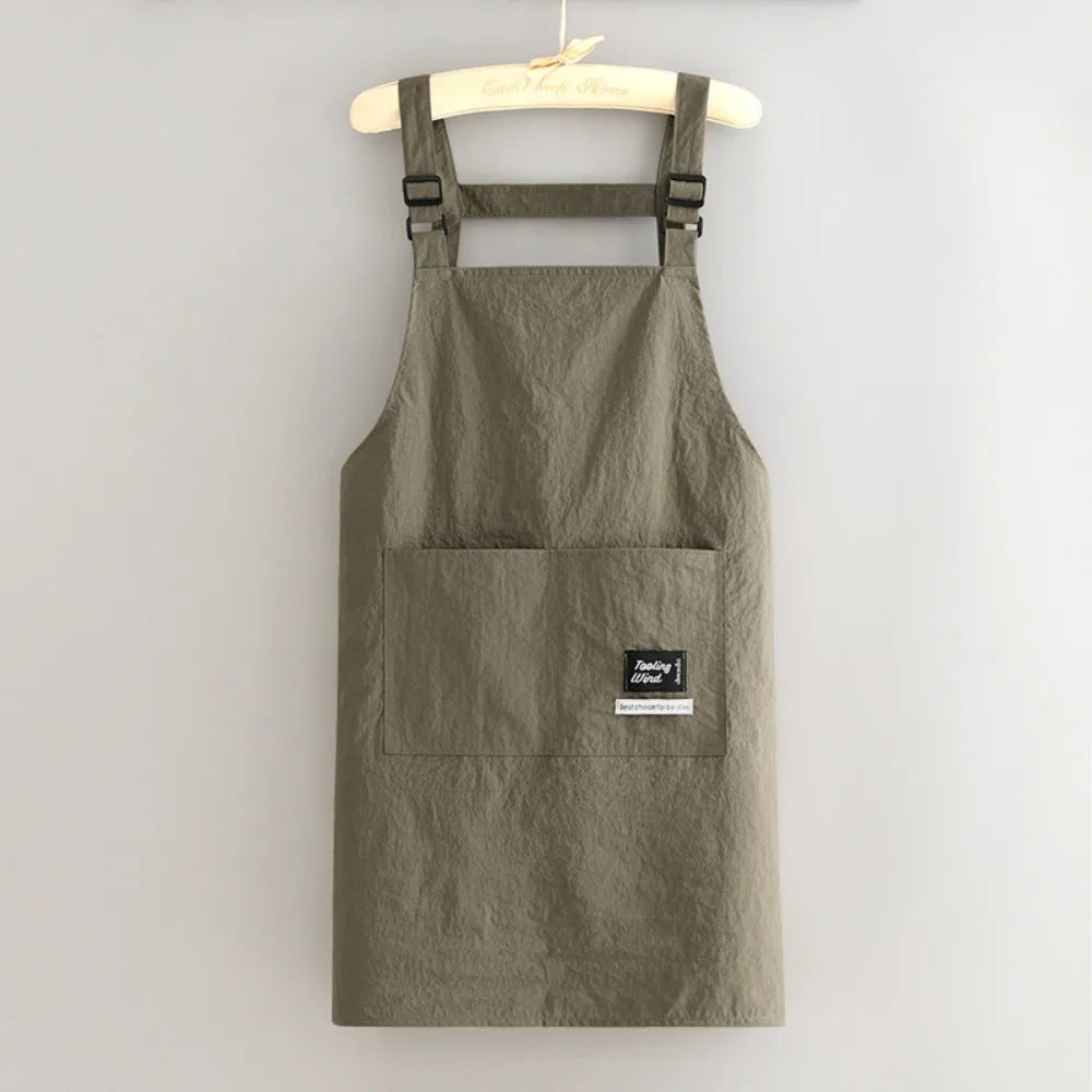 Professional Barber Apron – Waterproof, Breathable, 2 Sizes & Pocket