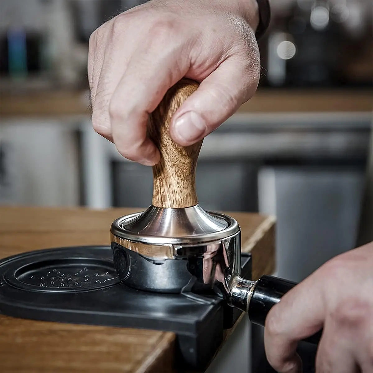 51/53/58mm Espresso Tamper for Semi-Auto Machines – Flat Stainless Steel Base, Wooden Handle Barista Tool, Suitable for baristas Oasis Select