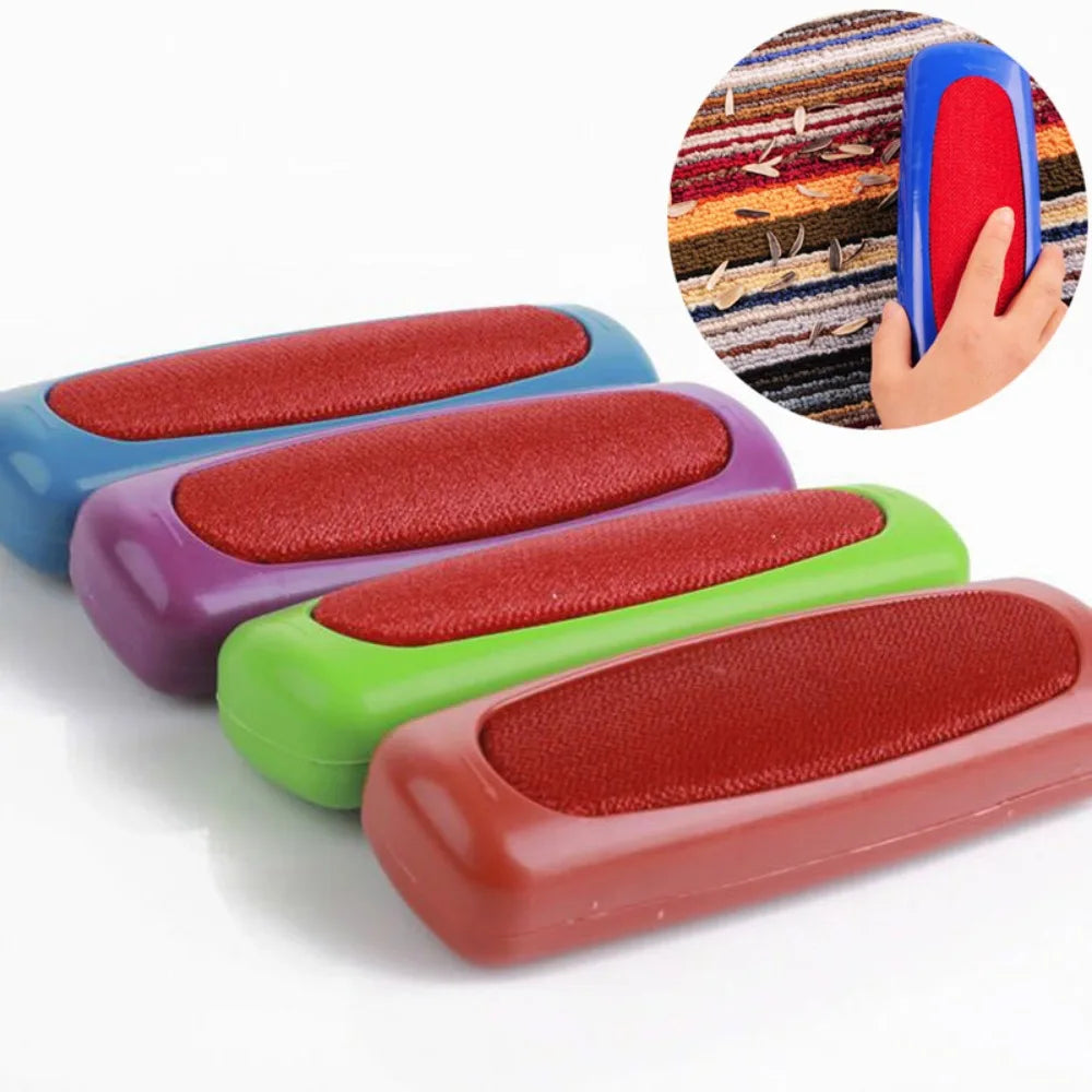Cloth Dust Removal Brush Random Color Plastic Sweeper Carpet Dust Brush High Quality Crumb Sweeper Fluff Cleaner Cleaning Tools Oasis Select
