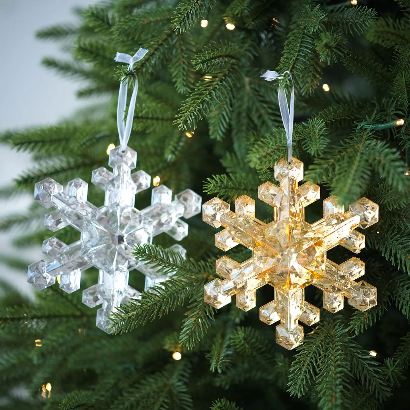 Translucent Snowflake Pendant Plastic Snowflake Shape Charm Christmas Tree Ornament Christmas New Year Atmosphere Decoration Oasis Select