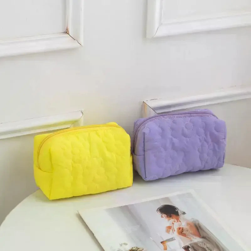 Fashion Candy Color Large Capacity Travel Makeup Bag Women Quilted Flower Storage Bag Portable Toilet Bag Oasis Select