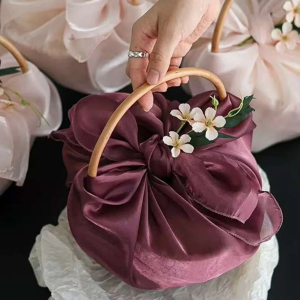 Event Gift Basket Portable Artificial Floral Decoration Wedding Favors Basket Decorative Rattan Woven Gift Basket For Christmas Oasis Select