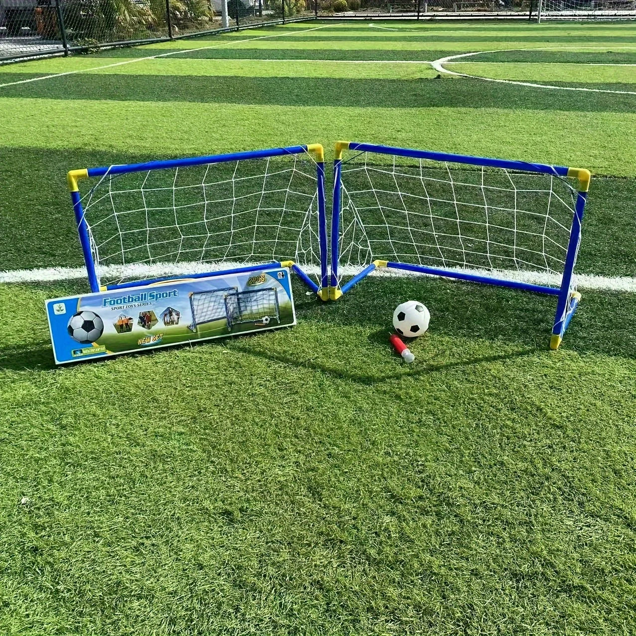 Assembled Foldable Soccer Goal Set, Portable Sports Toy, Suitable for Indoor/outdoor Activities, Children's Gift Football Oasis Select