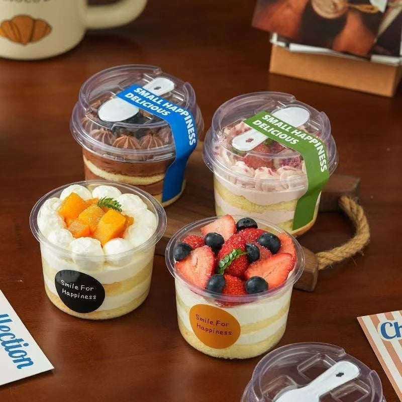 50pcs Round Pudding Cups, Disposable Party Cups with Lids and Spoons, Transparent Mousse Cake Boxes, Yogurt Cups Packaging Box Oasis Select