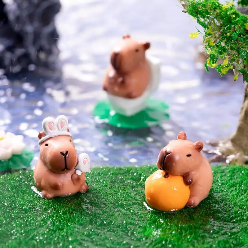 Charming Mini Capybara Resin Figurines (2Pcs), Animal Ornaments for DIY Fairy Garden, Moss Landscape Decor Oasis Select