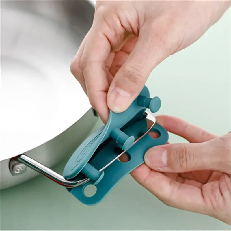 2/8 Silicone Pan Handle Cover Heat Insulation Covers Pot Ear Clip Non-slip Steamer Casserole Pan Handle Holder Kitchen Tools Oasis Select