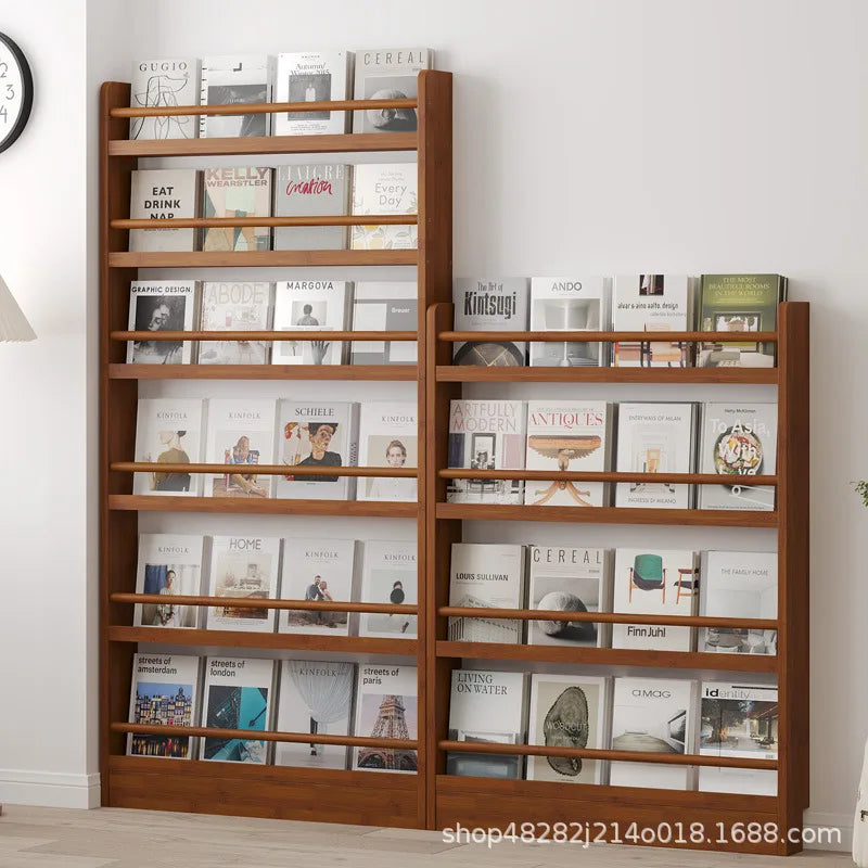 Behind the door, there is a small bookshelf, a multi-layer solid wood ultra-thin bookcase, a newspaper rack, a narrow slit child Oasis Select