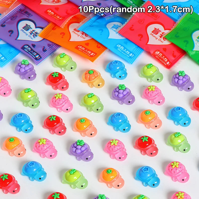 10Pcs Mini Resin Glowing Cartoon Fruit Turtle Small Ornament Doll House Scene Model Toys Play House Desktop Decorations Oasis Select A3