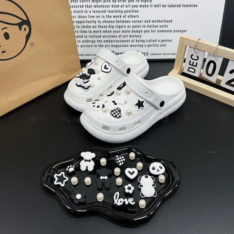 Cute bear shoe accessory set, decorative shoe buckles, removable, suitable for sandals and flip-flops. Oasis Select