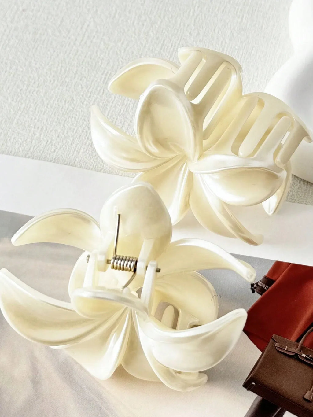 1/2 Pcs Fashion Simple Shiny Egg Flower Hair Claws For Women Girls Party Hair Accessories Oasis Select