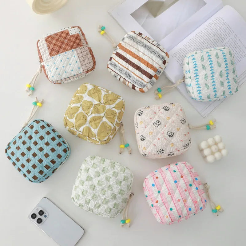 1pcs Cute Quilted Fabric Coin Purse Portable Small Pouch for Sanitary Pads Earphones & Cosmetics Travel Essentials Oasis Select