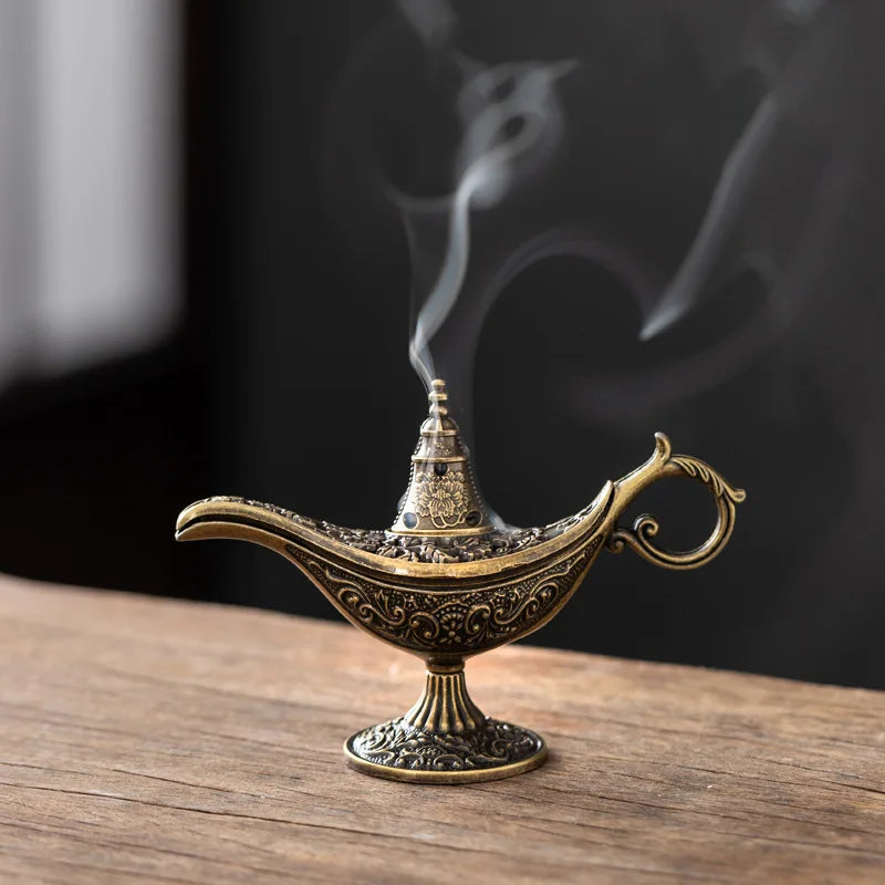 Retro Metal Aromatherapy Burner Elaborate Hollow Carved Cloud Pattern Decor Exotic Style Indoor Fragrance Ornament Elegant Oasis Select B