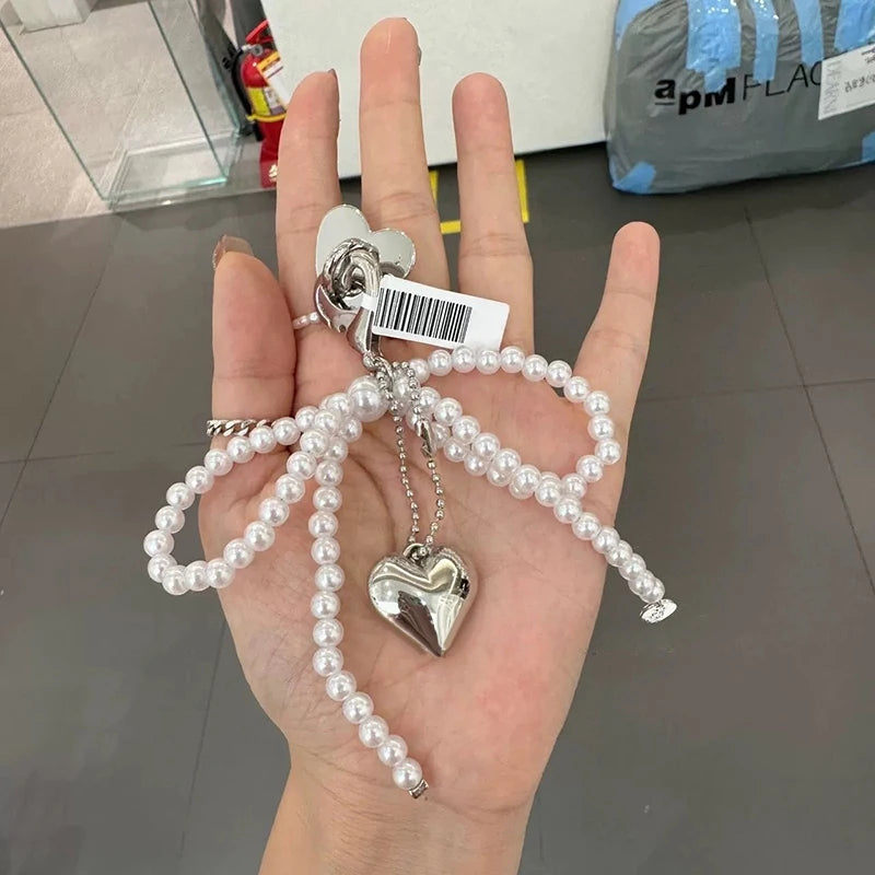 Delicate Beaded Key Chain Handmade Pearl Bow Shaped Pendant Keyring Heart Keychain Ornament Pearl Decoration For Bags Phones Oasis Select White