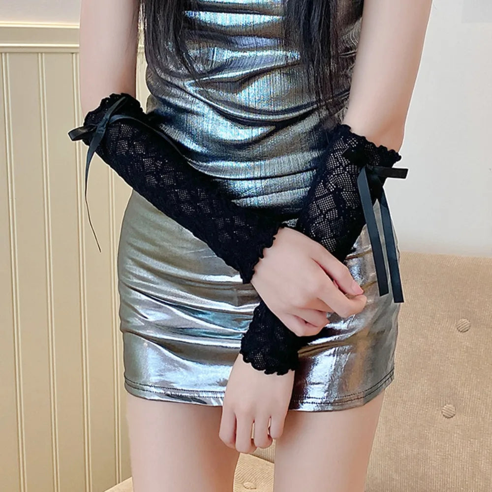 Kawaii Lace Ruffle Arm Sleeves Fishnet Design Elastic Cuff Lace Gloves Bowknot Strapping Fingerless Gloves Girl Oasis Select Black-B