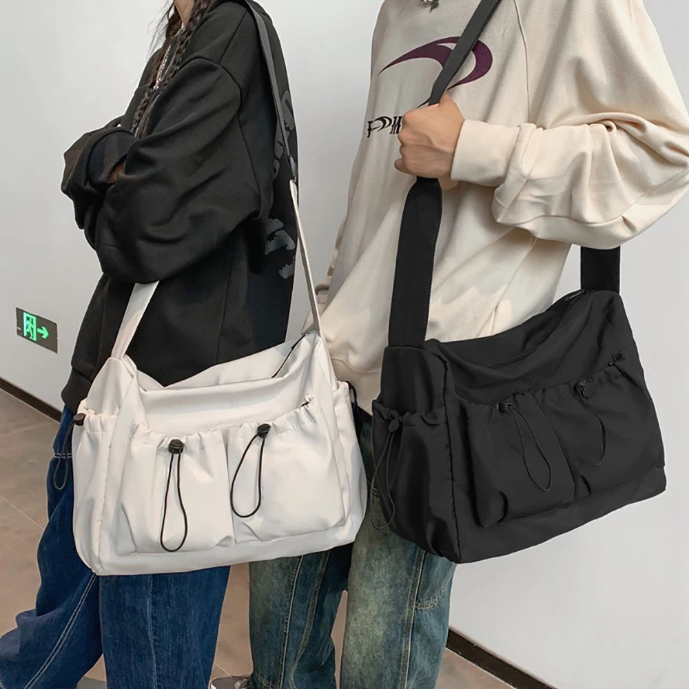Drawstring crossbody bag, large capacity shoulder bag, fashion zipper bag, men's and women's universal, applicable to school Oasis Select