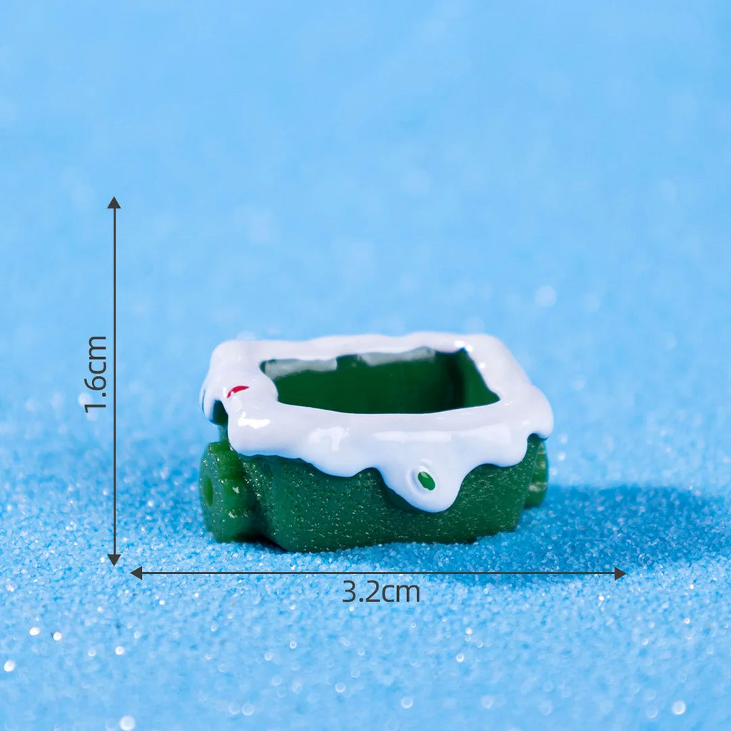 Mini Christmas Resin Ornament – Santa, Snowman & Holiday Décor