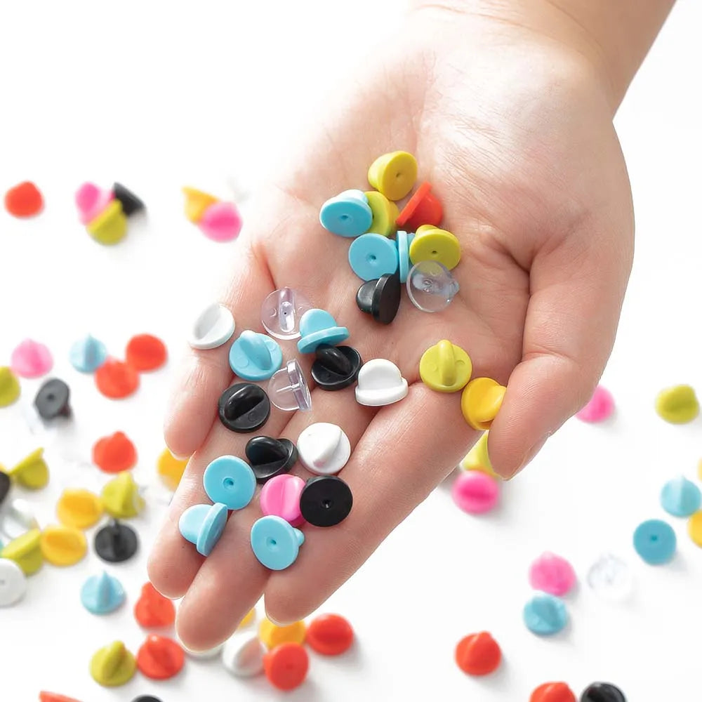 50pcs Rubber Brooch Button Clasps Pin Back Clutch Care Cap Nail Tie Back Stoppers Squeeze Badge Holder Jewelry Accessories Oasis Select