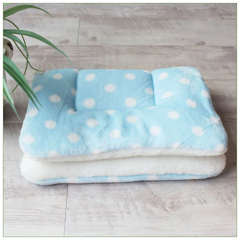 Four Seasons Autumn and Winter Thickened Pet MATS Cat MATS Dog MATS Blankets Pet Beds Bed Covers Sleeping Seat Cushions Oasis Select Tender blue dots 57x38cm