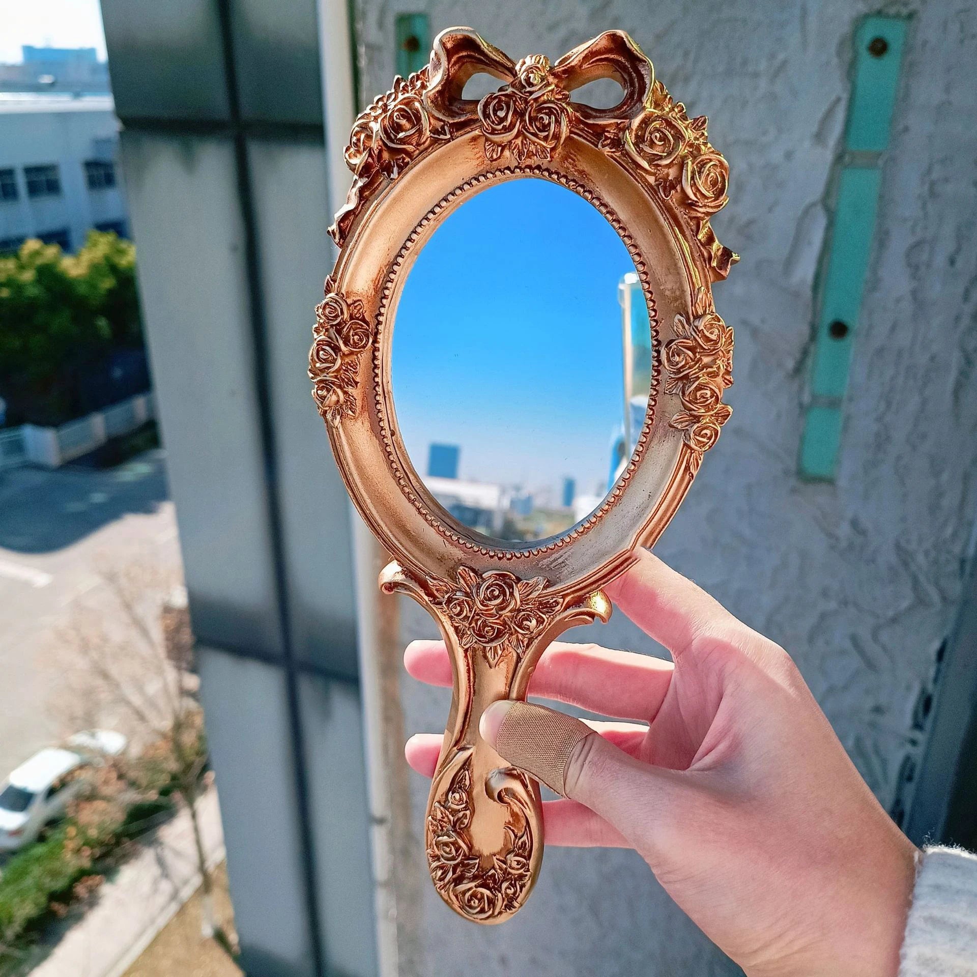 Vintage Rectangle Handheld Makeup Mirror with Handle – Retro