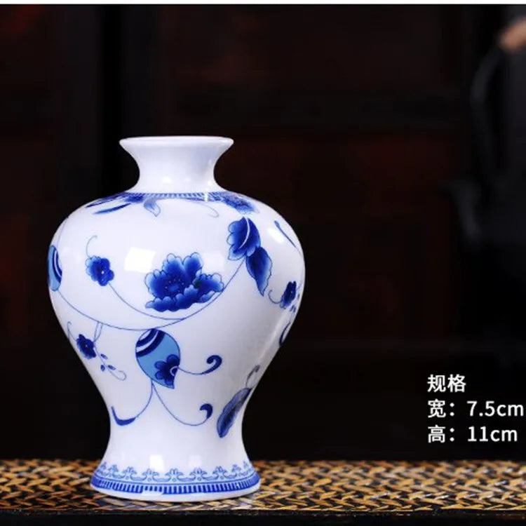 Chinese Table Antique Blue White Porcelain Vase Decoration Crafts