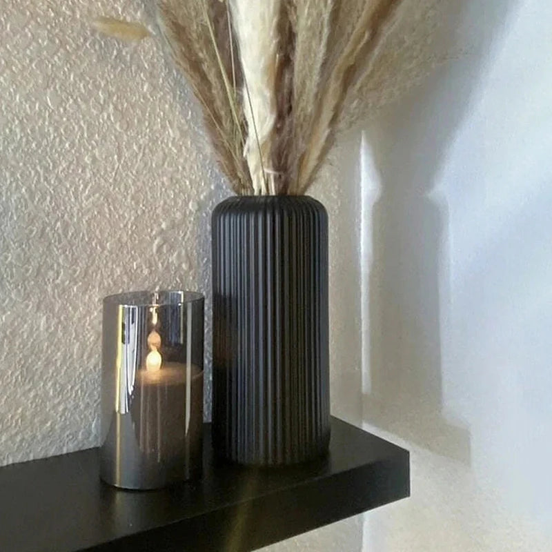 1pc Chic Striped Ceramic-Look Plastic Vase for Flowers - Durable, Easy-to-Place Decorative Floral Display Piece Oasis Select