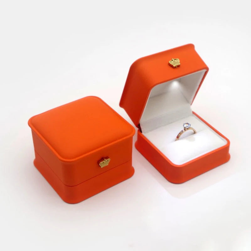 LED Light-Up Jewelry Box – Ring, Earring & Pendant Organizer