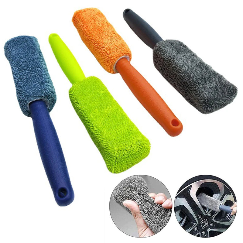 Versatile Auto Washing Kit: Microfiber Car Wheel Brush with Sturdy Plastic Handle Oasis Select