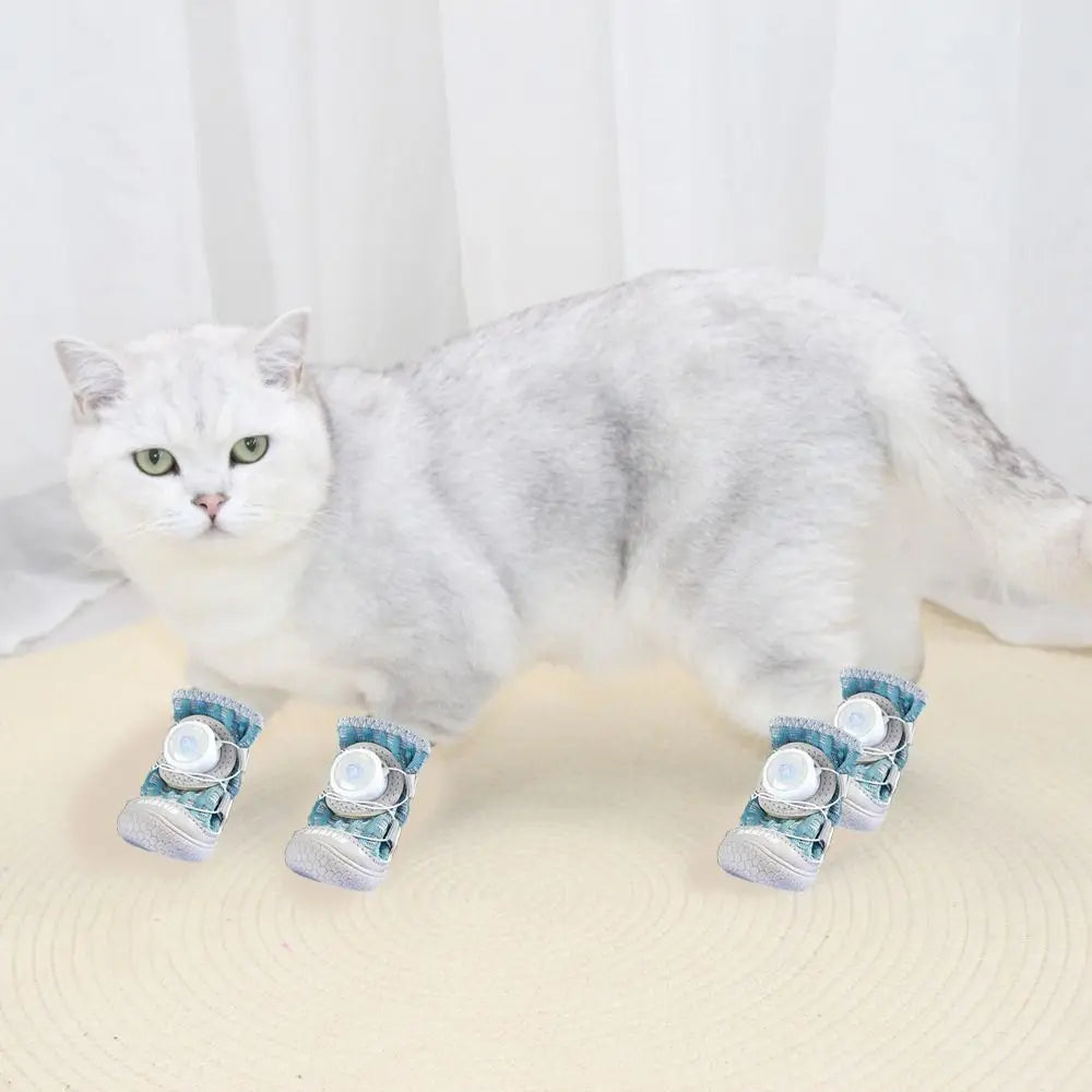 4Pcs/Set Fashion Breathable Button Dog Shoes Anti-slip Reflective Dog Footwear Comfortable Soft Sole Dog Paw Protectors Summer Oasis Select