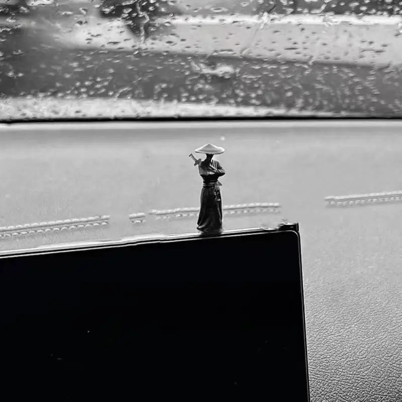 6-Piece Mini Chinese Swordsman Figurines | Car & Home Décor