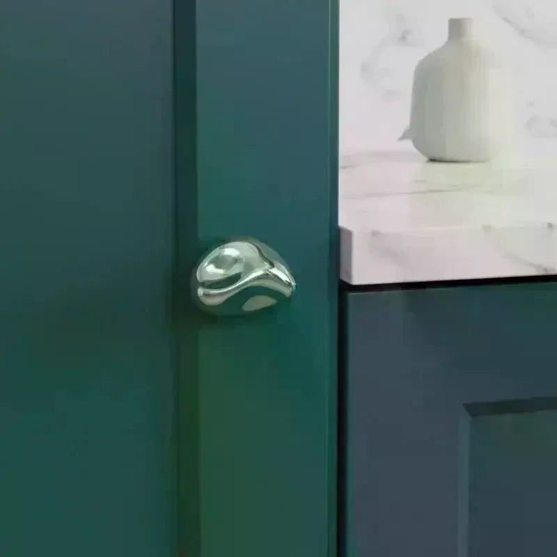 Silver Zinc Alloy Single Hole Cabinet Drawer Handle | Modern Style