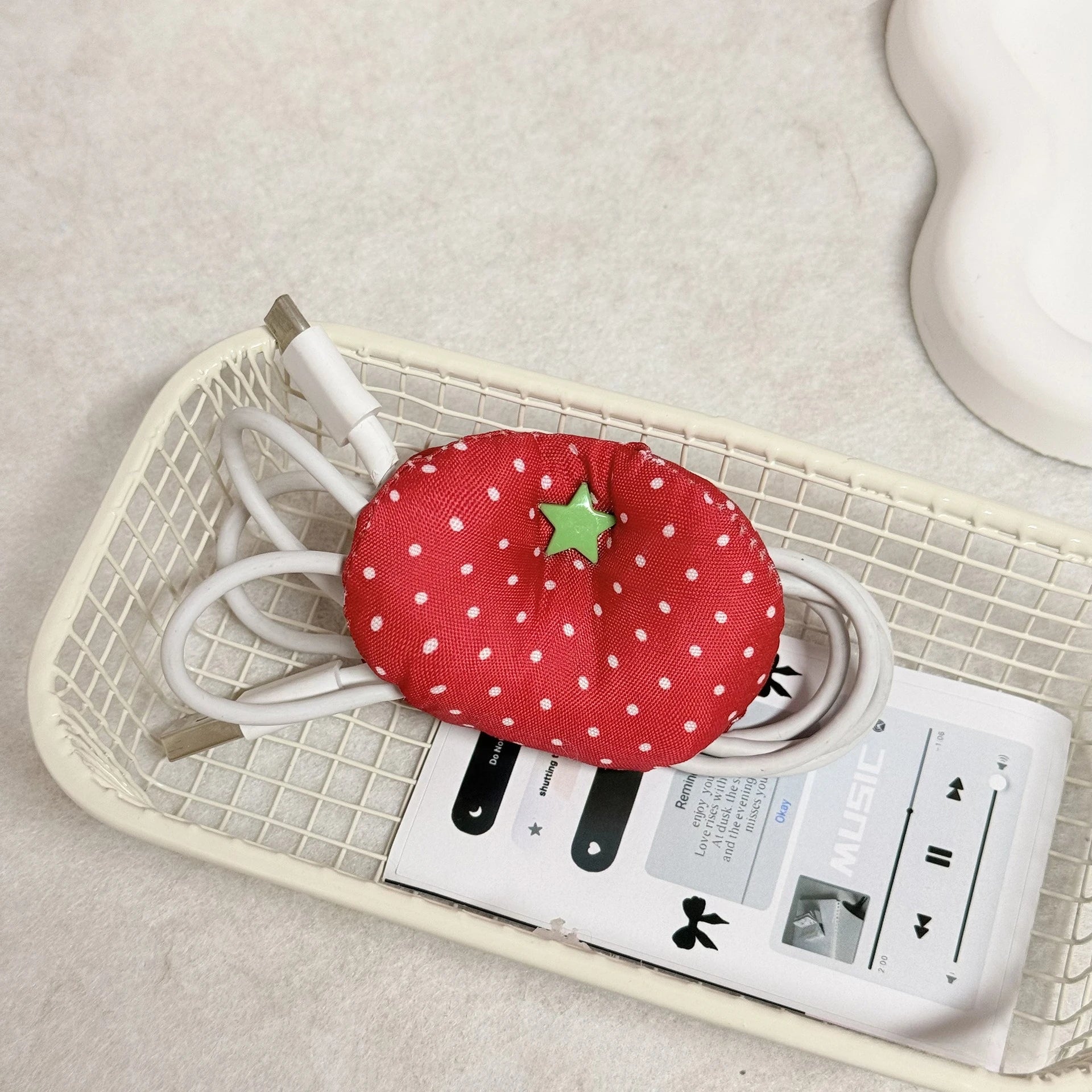Harajuku Korean Earphone Decoration Accessories Handmade Fabric Cute Tomatoes Wave Dot Earphone Storage Bag Data Cable Organizer Oasis Select