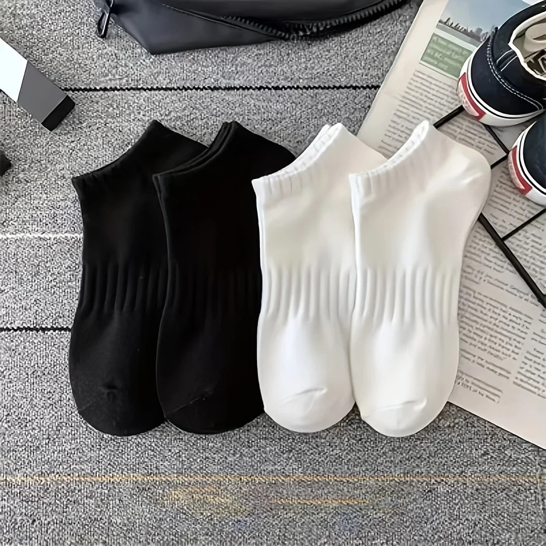 4 Pairs of Comfortable, Breathable, Sweat Absorbing Sports Socks for Women and Men in Summer, Fashionable and Versatile Oasis Select MULTI One Size