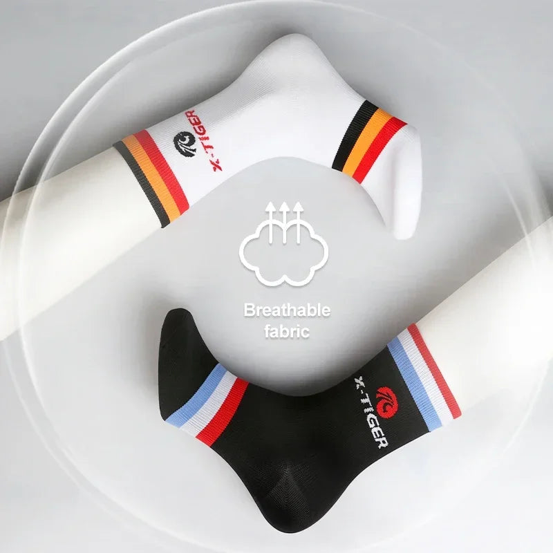 X-TIGER Cycling Sports Socks Black White Bicycle Socks for Men Women Outdoor Wear-Resistant Professional Racing Running Socks Oasis Select
